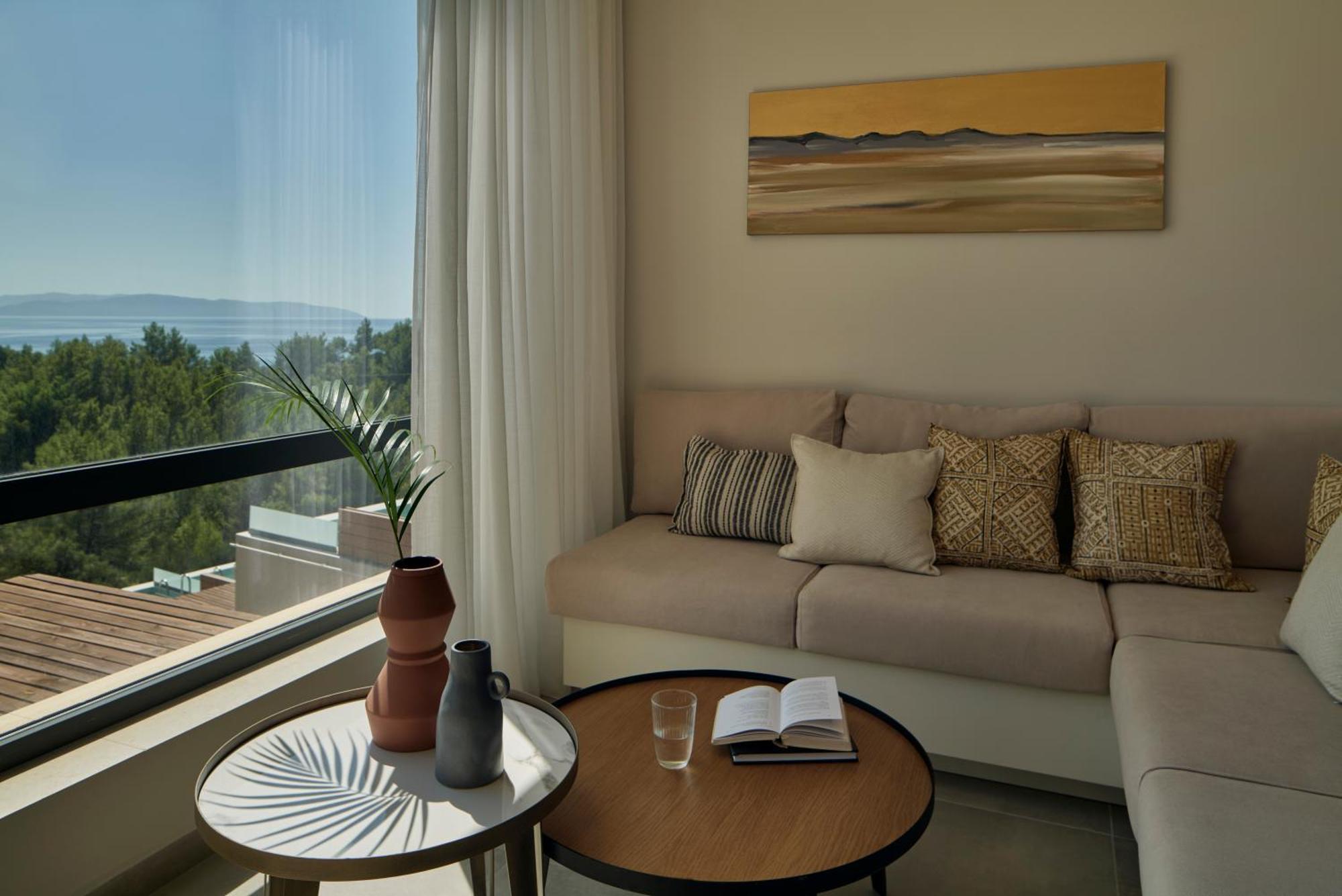 Celestial All Suites Afrato Exterior foto