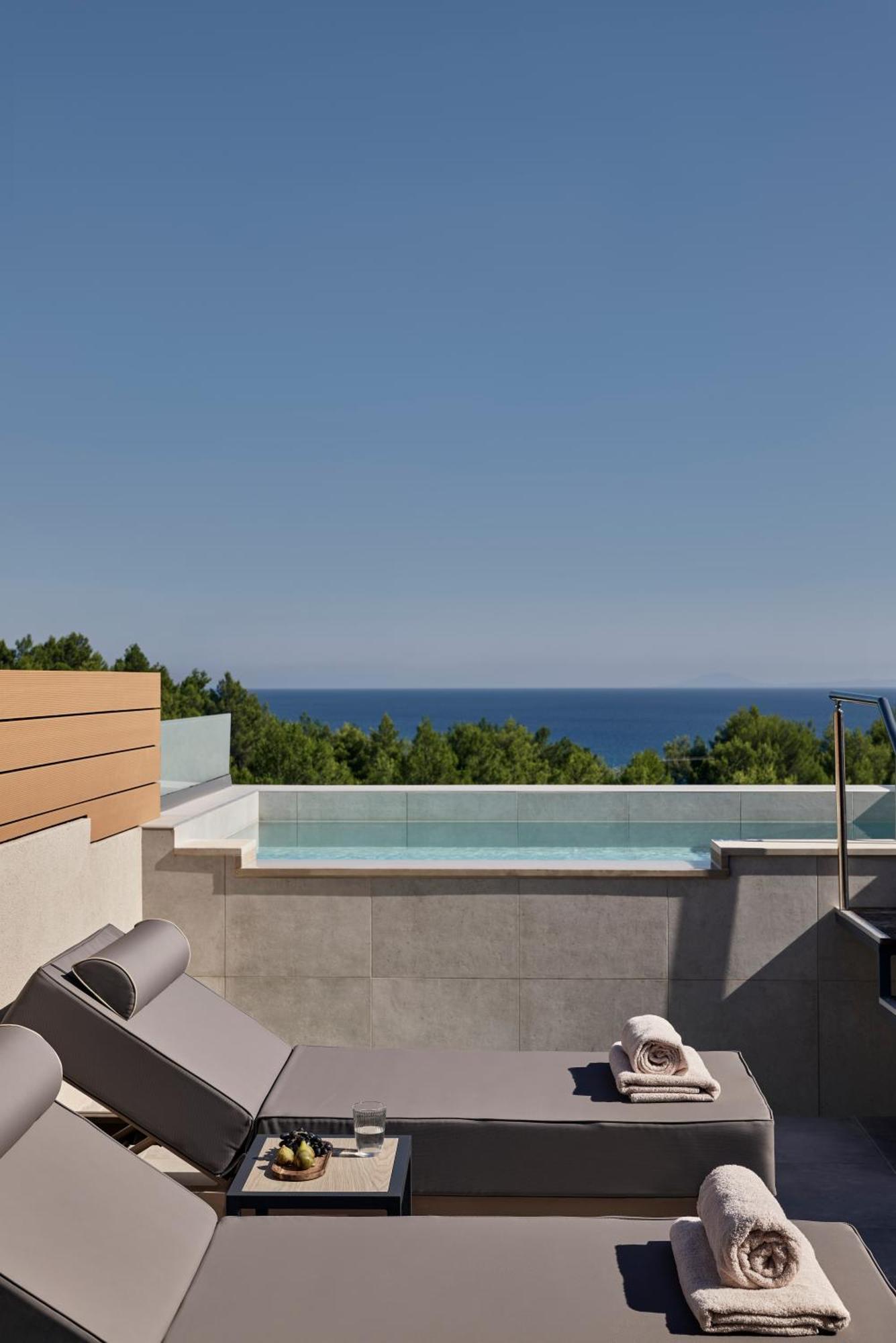 Celestial All Suites Afrato Exterior foto